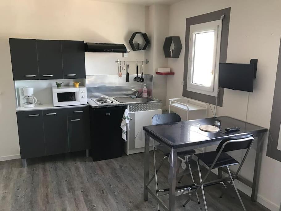 Studio Near Downtown And Old Port 라로셸 외부 사진